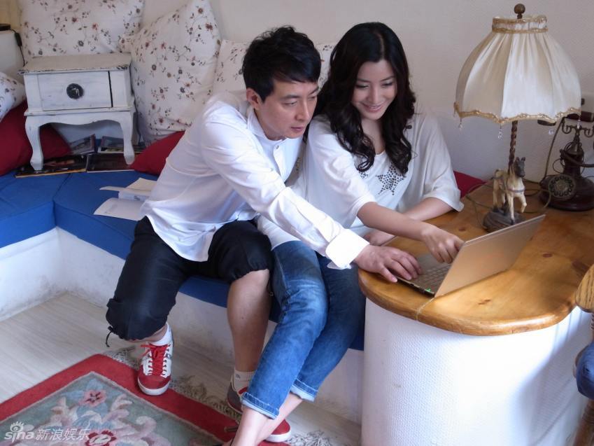 组图:王雅捷七夕曝光与老公私房照 晒幸福婚后生活_高清图集_新浪网