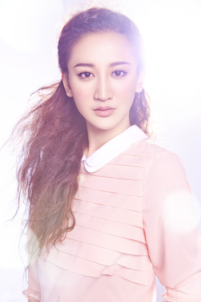 组图:曾泳醍唯美写真曝光 甜美女孩笑容烂漫_高清图集_新浪网