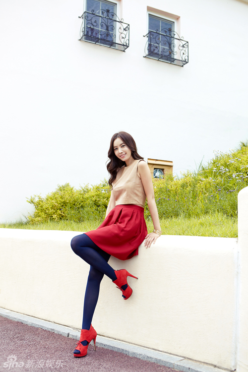 金有美秋装写真清新时尚