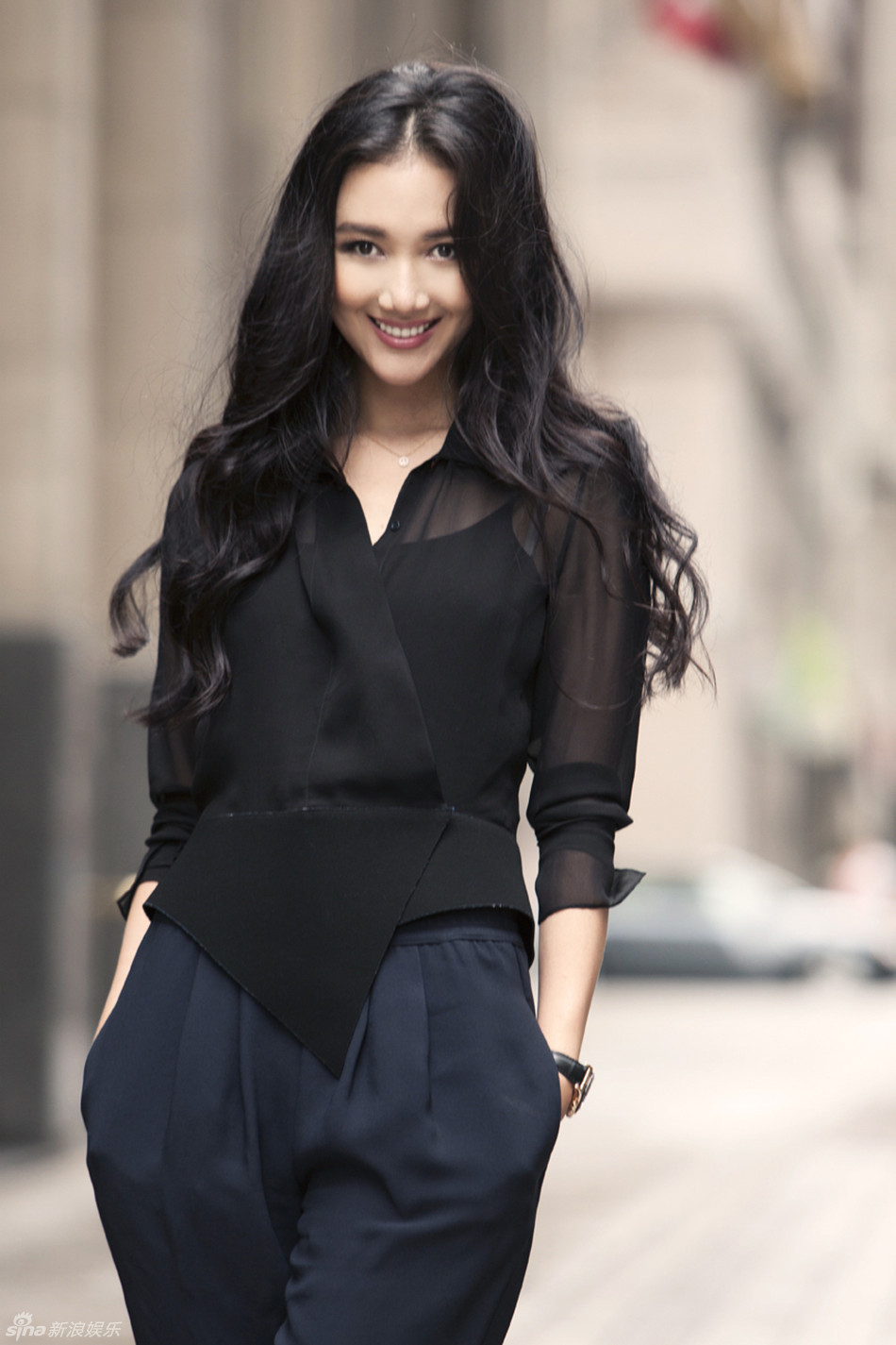 韩雯雯多伦多街拍