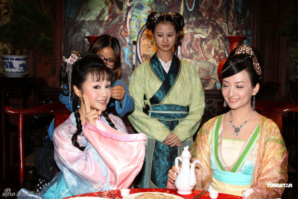 6 / 8 新浪娱乐讯 中视精彩出品的神话剧《天仙配后传》正在江西大觉