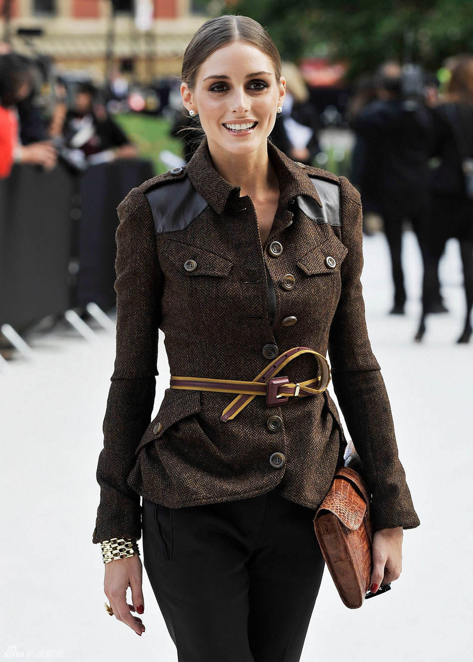 奥利维亚-巴勒莫亮相伦敦时装周