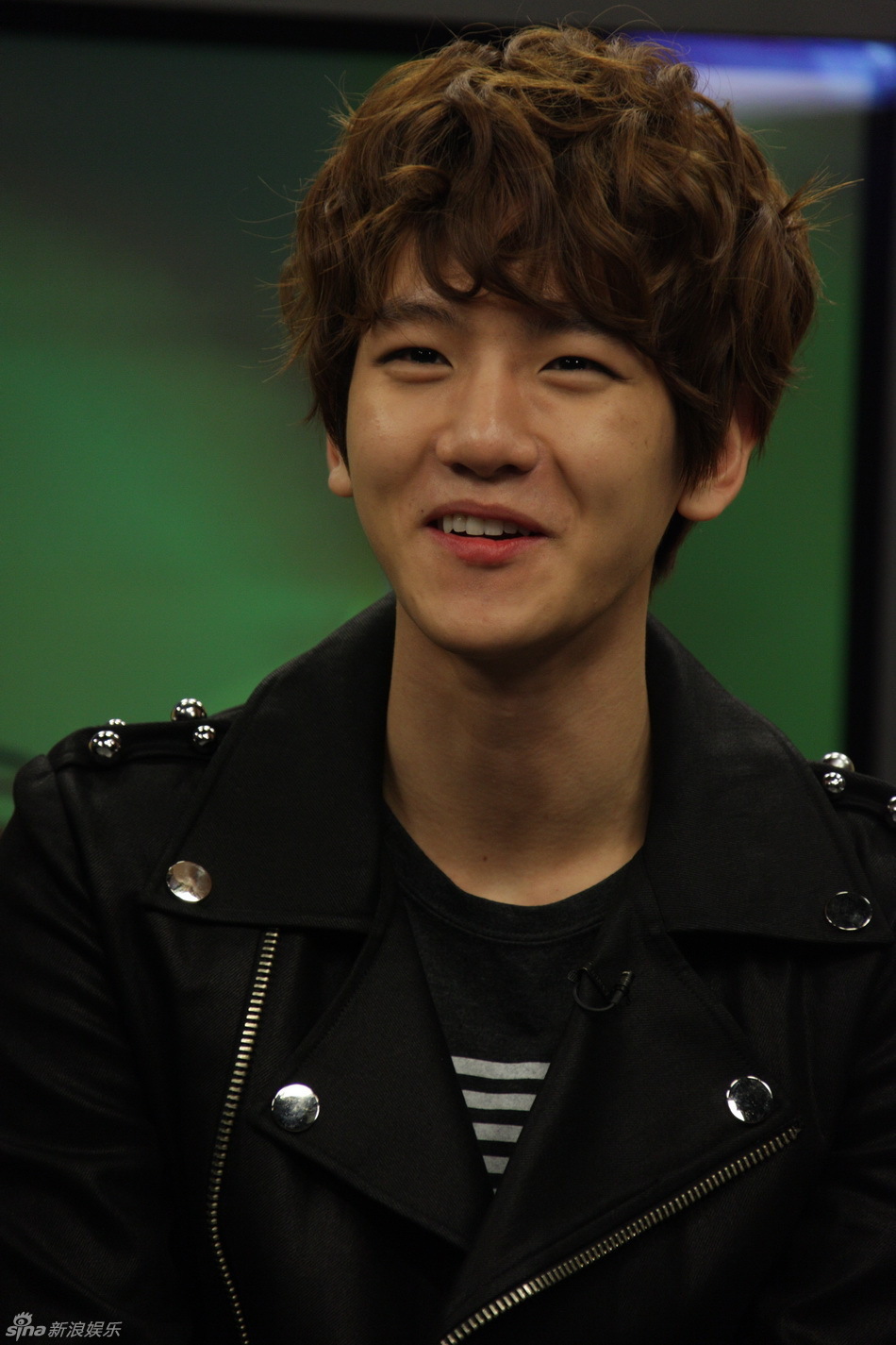 高清组图:韩团exo-k做客聊天耍帅卖萌欢乐多_高清图集_新浪网