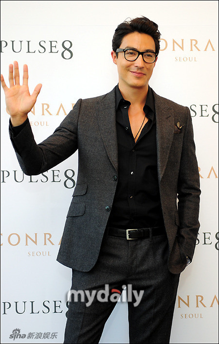 韩艺人丹尼尔亨利担任健身俱乐部形象大使