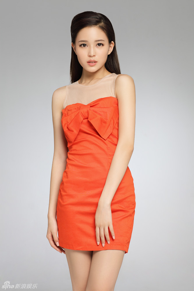 组图:温心橙色系短裙清晰气质 香肩外露小秀性感_高清图集_新浪网