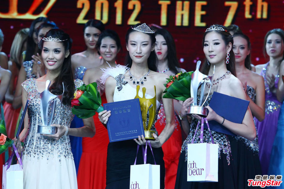 组图:2012亚洲超模大赛决出冠亚季_高清图集_新浪网
