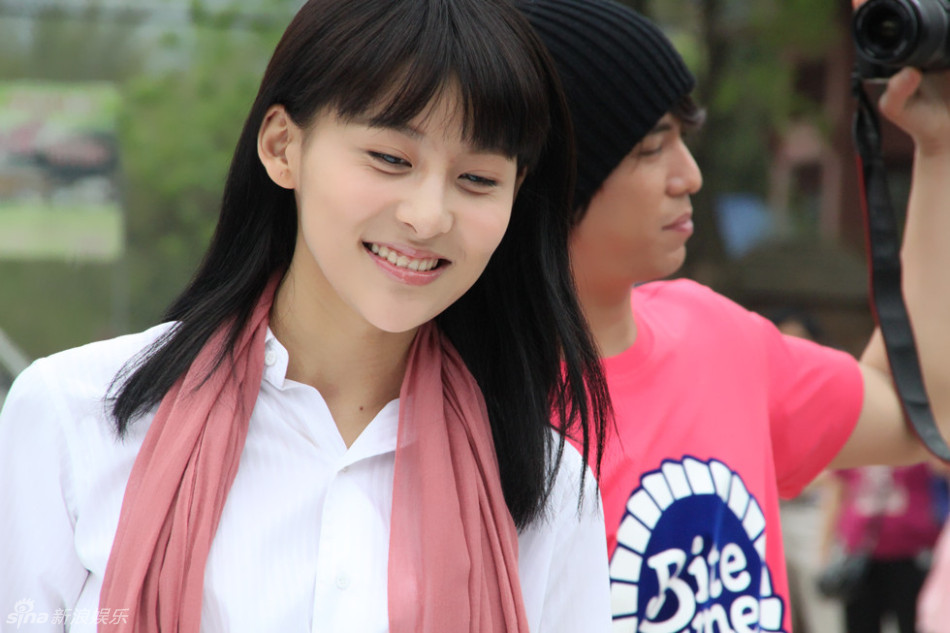 《月光恋》热映 贾青陈楚河演绎纯爱