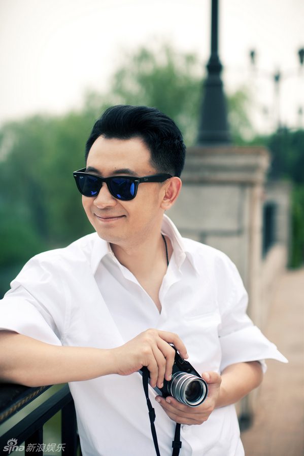 组图:黄海波质感大片 旅行达人享受美好假日_高清图集_新浪网