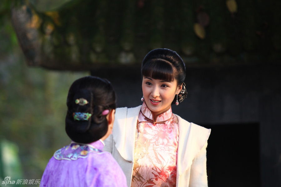 组图:黄曼《母亲》旗袍集锦诠释民国女性美_高清图集_新浪网