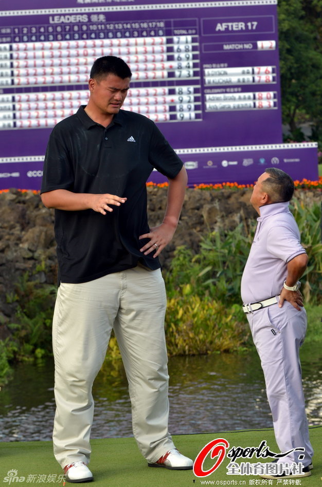 姚明和曾志伟交流心得