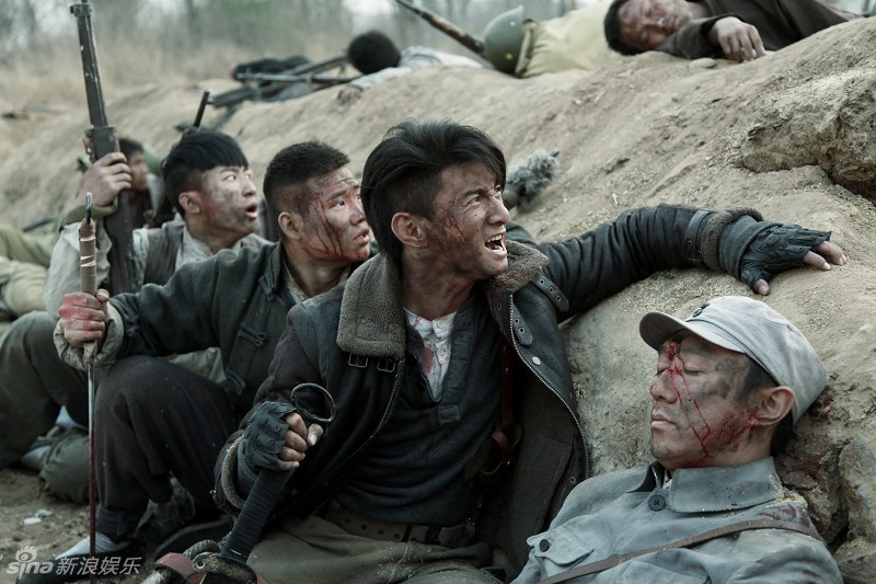 组图:《炮火》吴奇隆三兄弟血战沙场_高清图集_新浪网