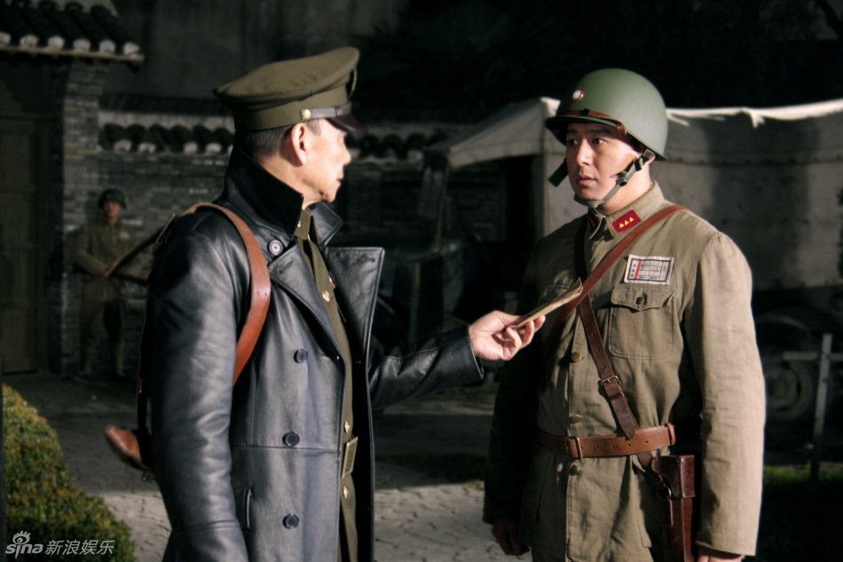 1945》今日登陆浙江卫视,吕行在剧中饰演童山与王学圻饰演的蒋景星