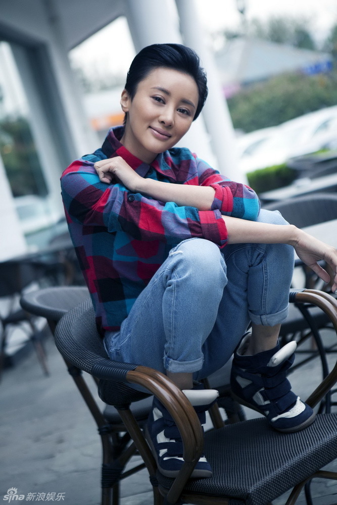 吴晓敏秋冬皮衣穿搭