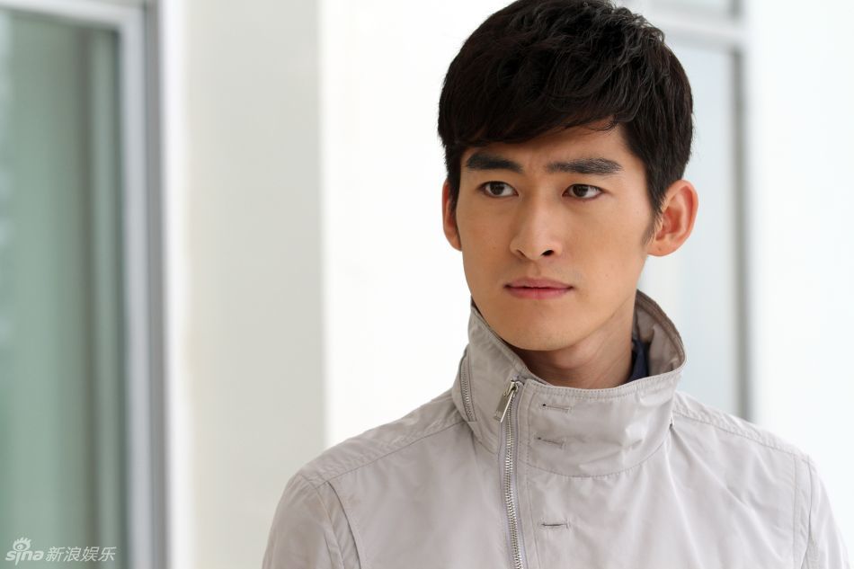 组图:《等待绽放》剧照曝光 张翰演戏中戏成表情帝_高清图集_新浪网