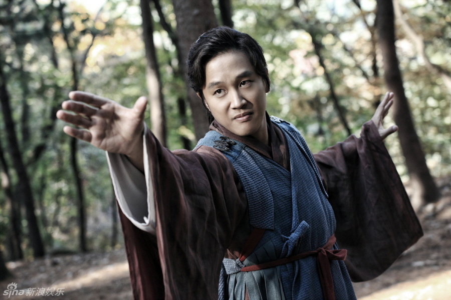 车太贤与李熙俊在新剧中上演精彩高空搏斗