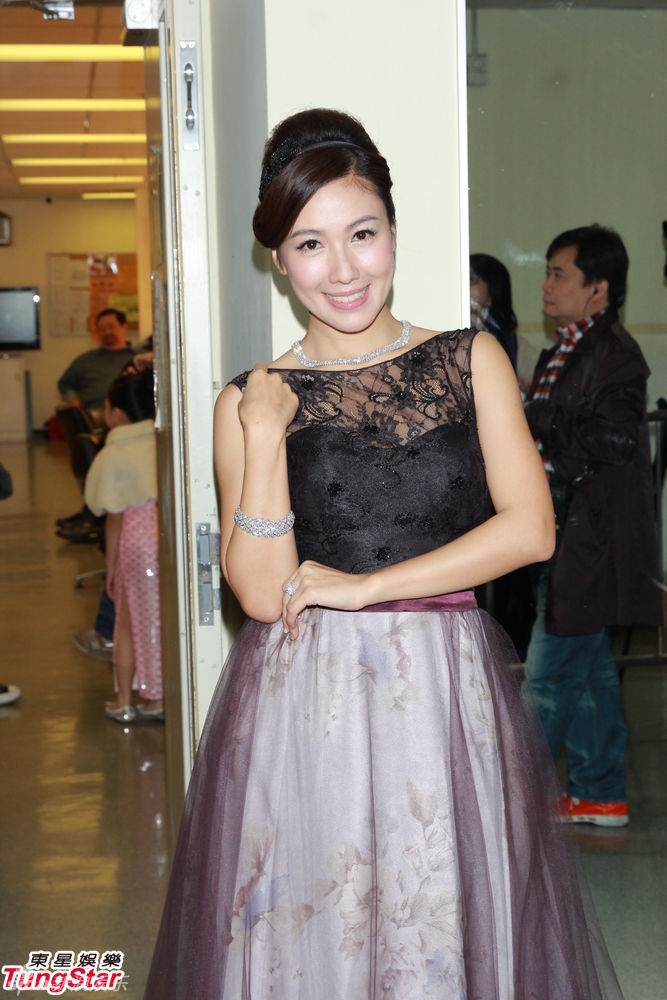 组图:tvb45周年台庆揭幕 小生花旦盛装亮相_高清图集_新浪网