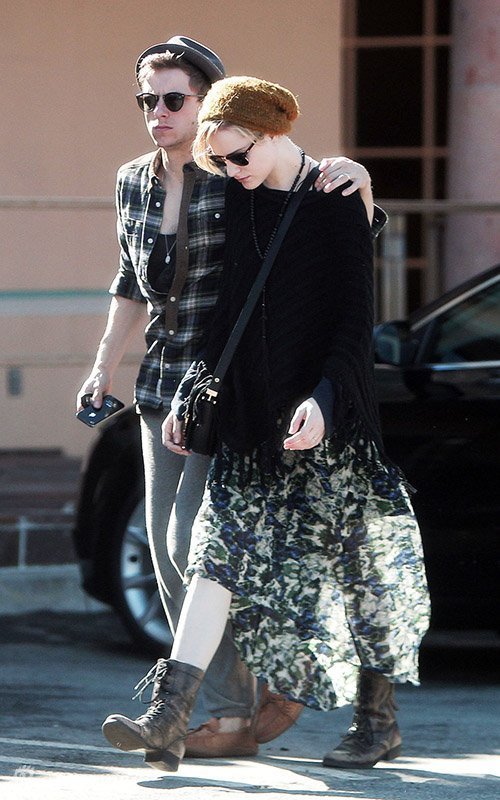 组图:杰米-贝尔与妻子蕾切尔-伍德恩爱购物_高清图集_新浪网