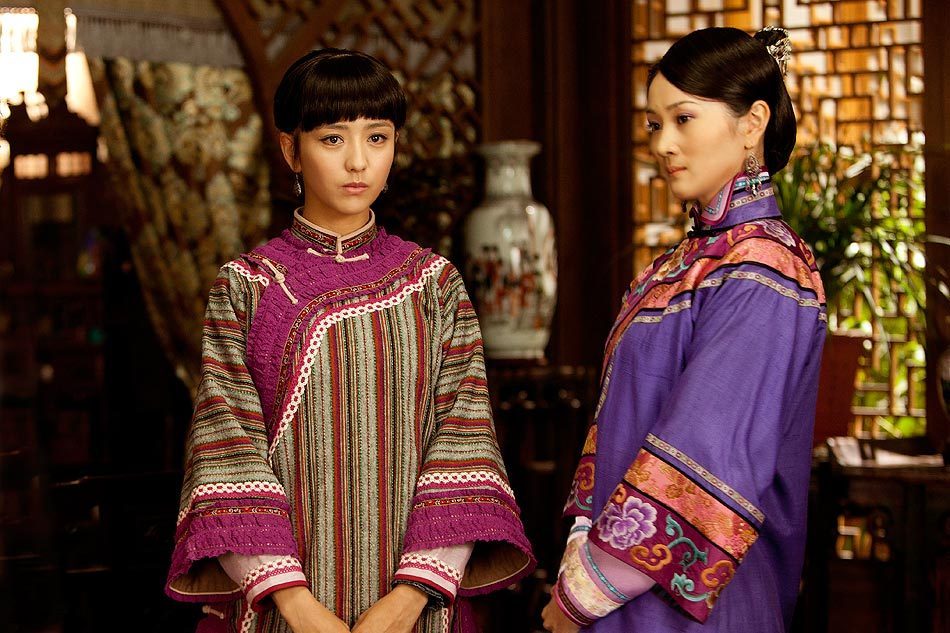 22 11:39:04 1 / 5 新浪娱乐讯 电视剧《刀客家族的女人》曝光了一组