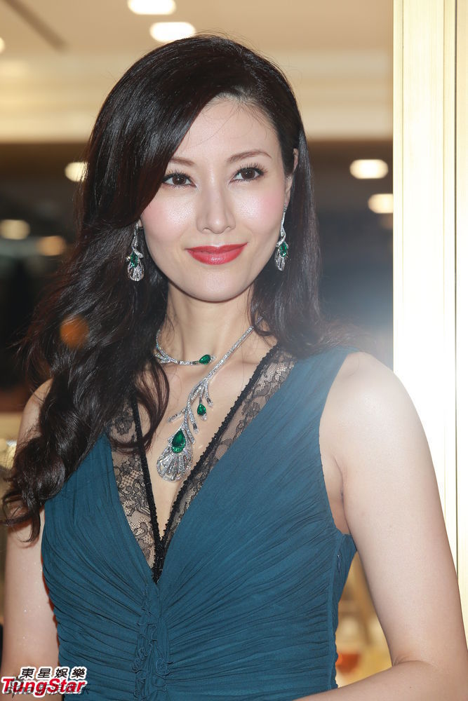 组图:李嘉欣性感亮相优雅妩媚_高清图集_新浪网