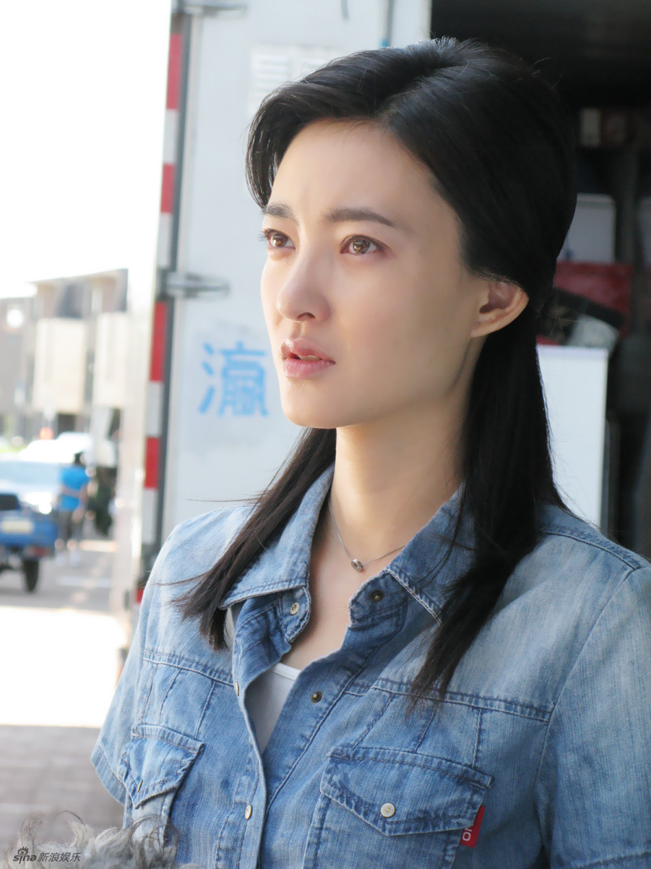 组图:王丽坤《婚巢》素颜扮演媳妇接地气_高清图集_新浪网