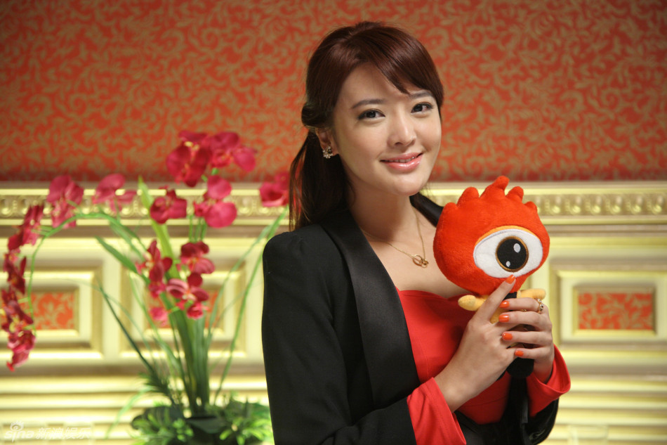 组图:《不是不想嫁》开机 张俪涂松岩诠释婚姻话题_高清图集_新浪网