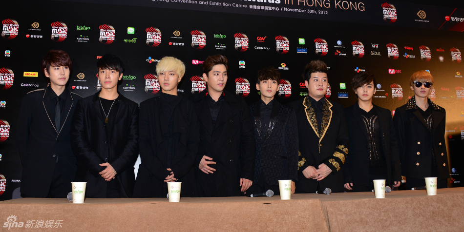 2012mama盛典落幕 鸟叔等亮相获年度大奖