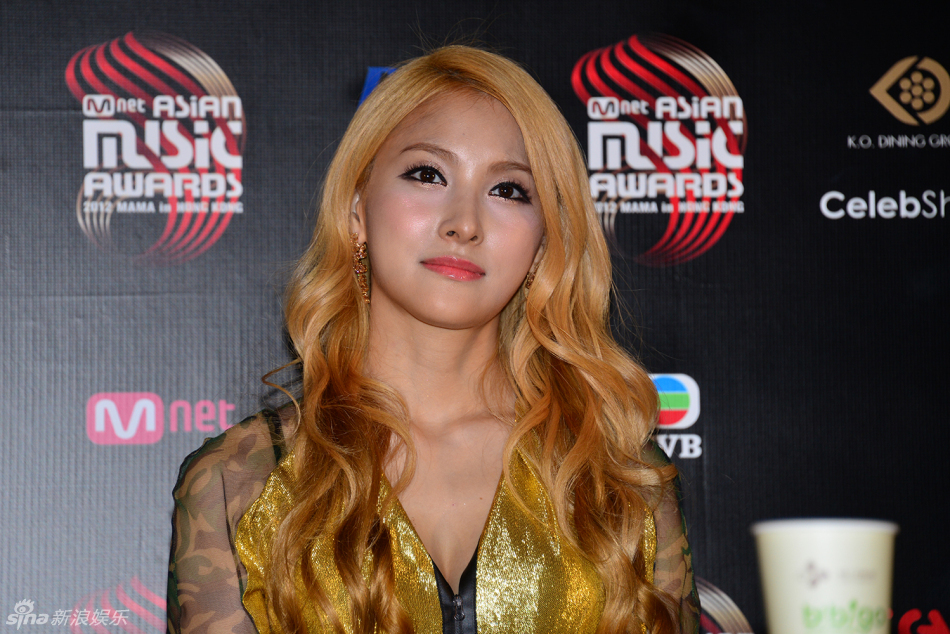 2012mama盛典落幕 鸟叔等亮相获年度大奖