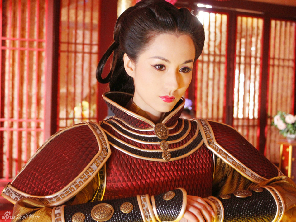 组图:蓝燕《隋唐英雄》军装女侠造型帅气_高清图集_新浪网