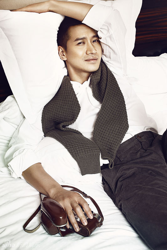 新浪娱乐讯 近日,由何晟铭主演的《倾城雪》在地方台播得火热.