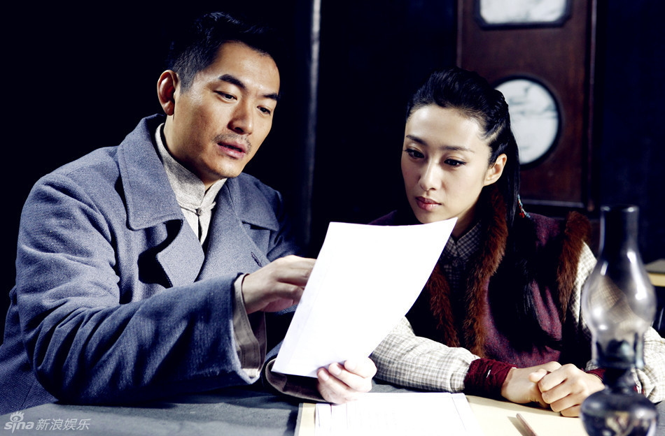 组图:《我的抗战2》刘思彤朱泳腾上演抗战情缘_高清图集_新浪网