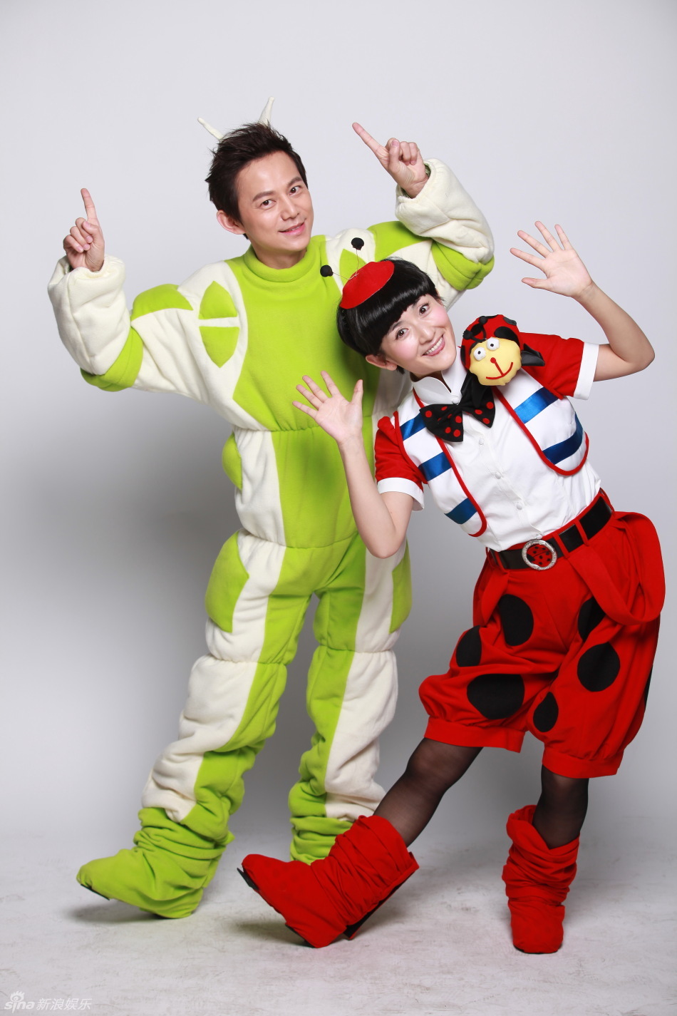 何炅谢娜再现大风车经典