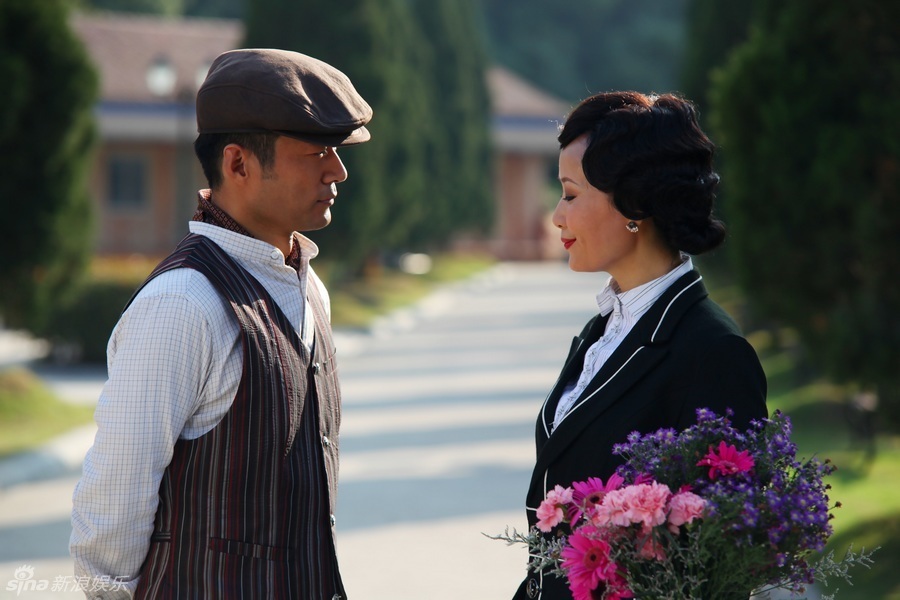 组图:谭凯《乱世佳人》携手叶童 续舞台未了缘_高清图集_新浪网