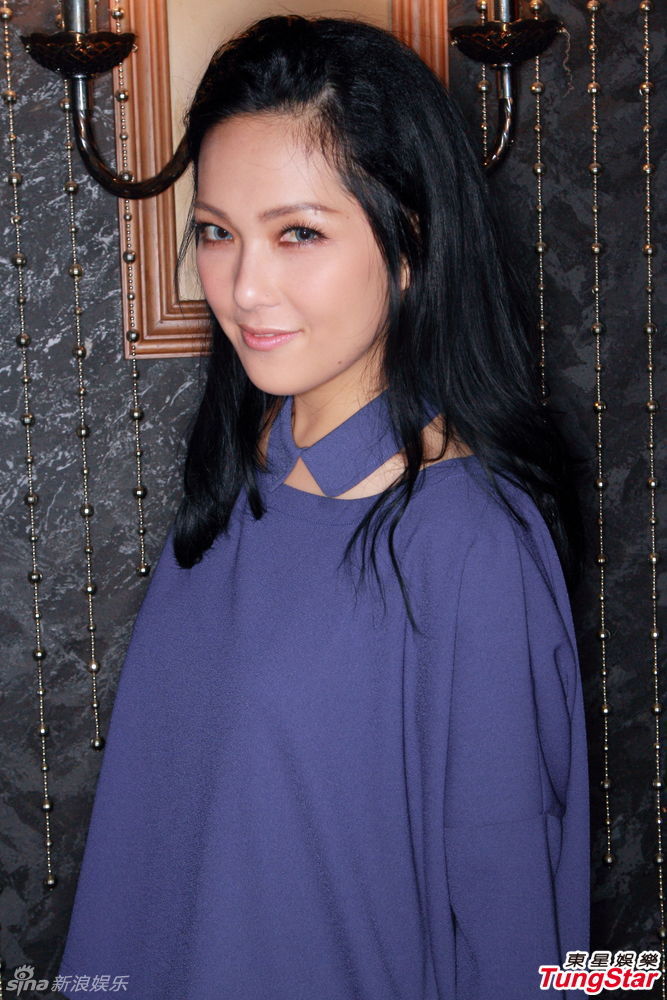 卫兰ktv与粉丝共乐