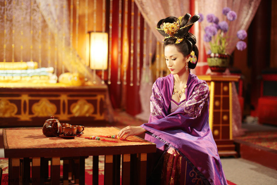 《隋唐英雄》蓝燕美艳动人