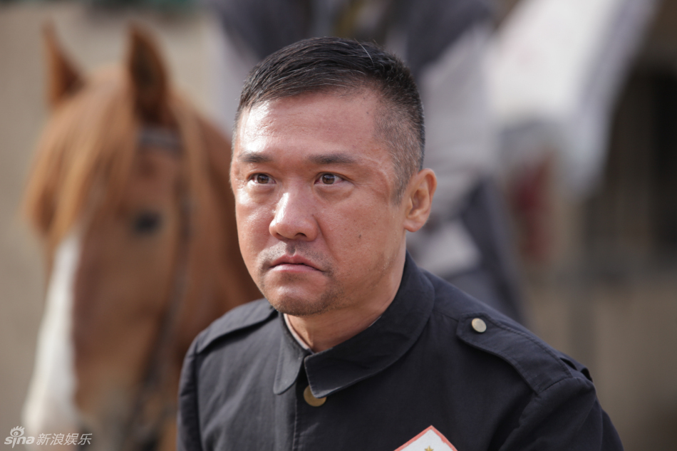 《大漠苍狼》海报曝光