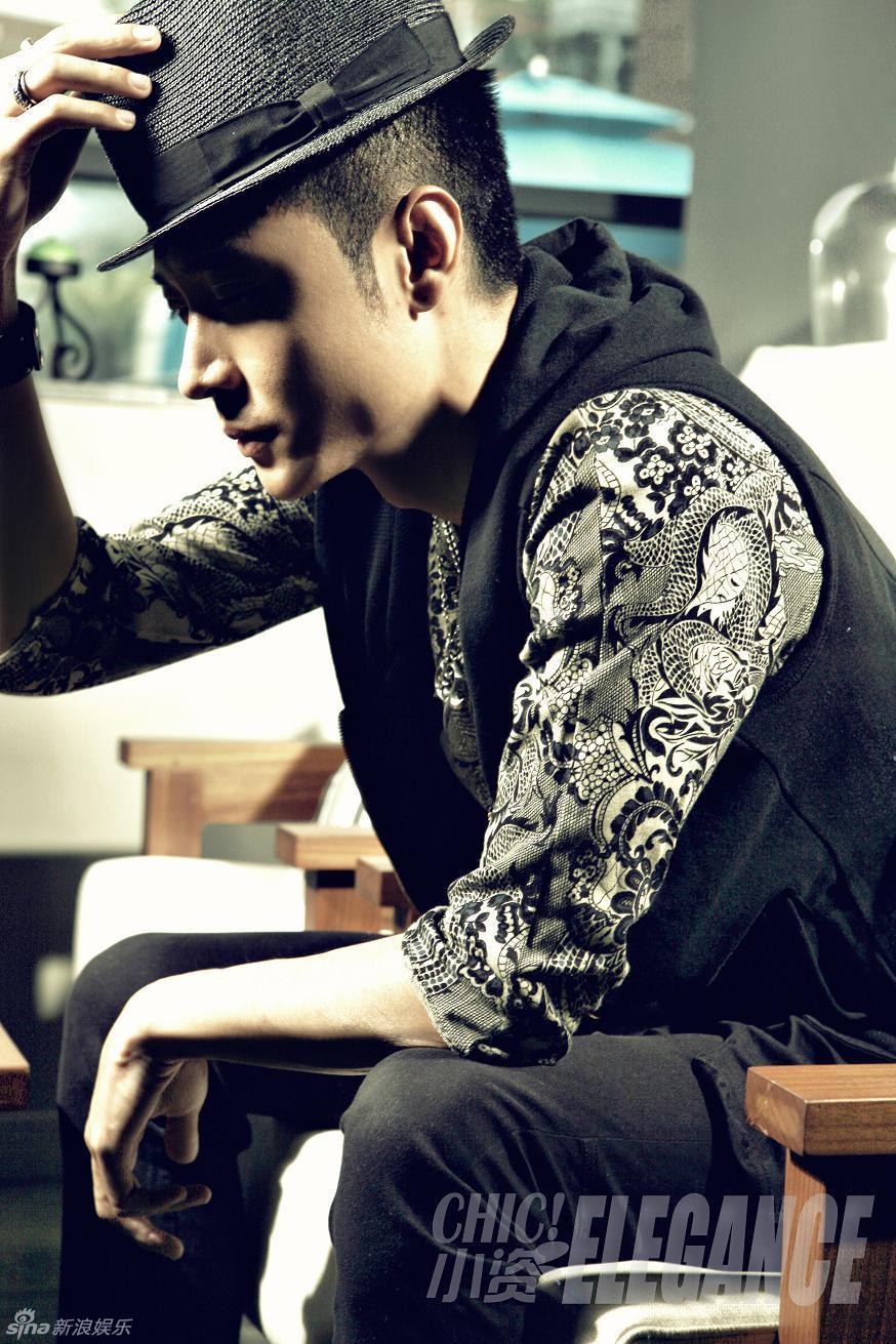 张丹峰封面写真展小资男风尚