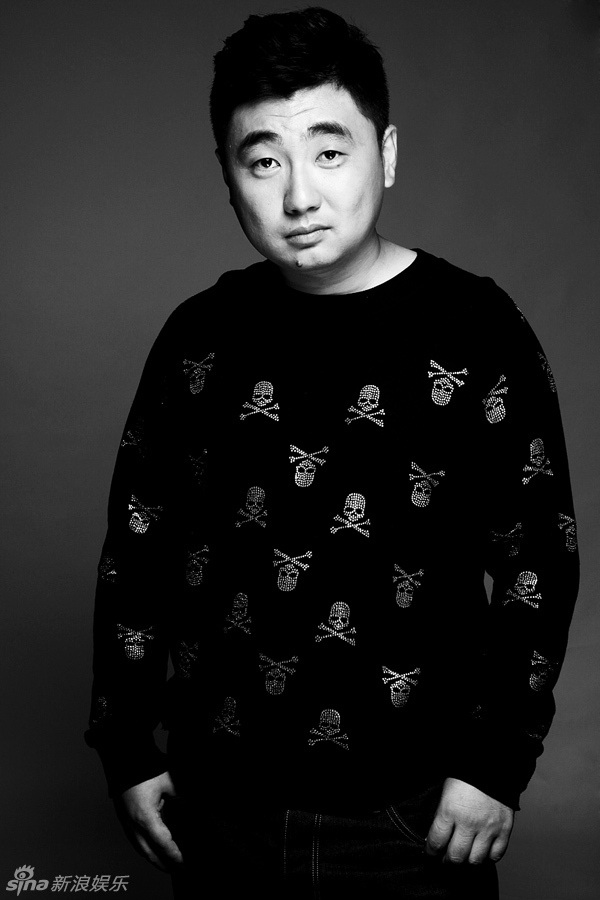 组图:周德华曝光黑白写真 可爱劲十足_高清图集_新浪网