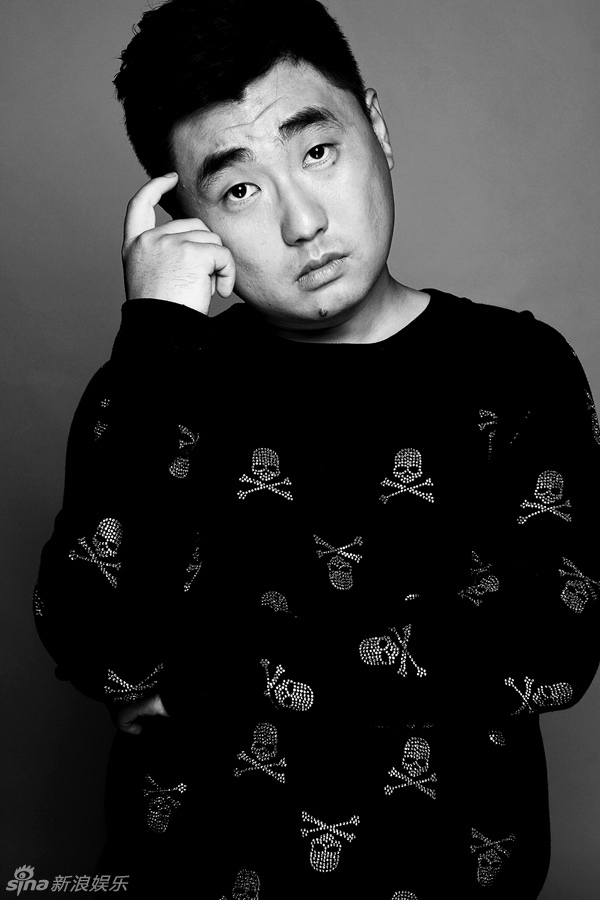 组图:周德华曝光黑白写真 可爱劲十足_高清图集_新浪网