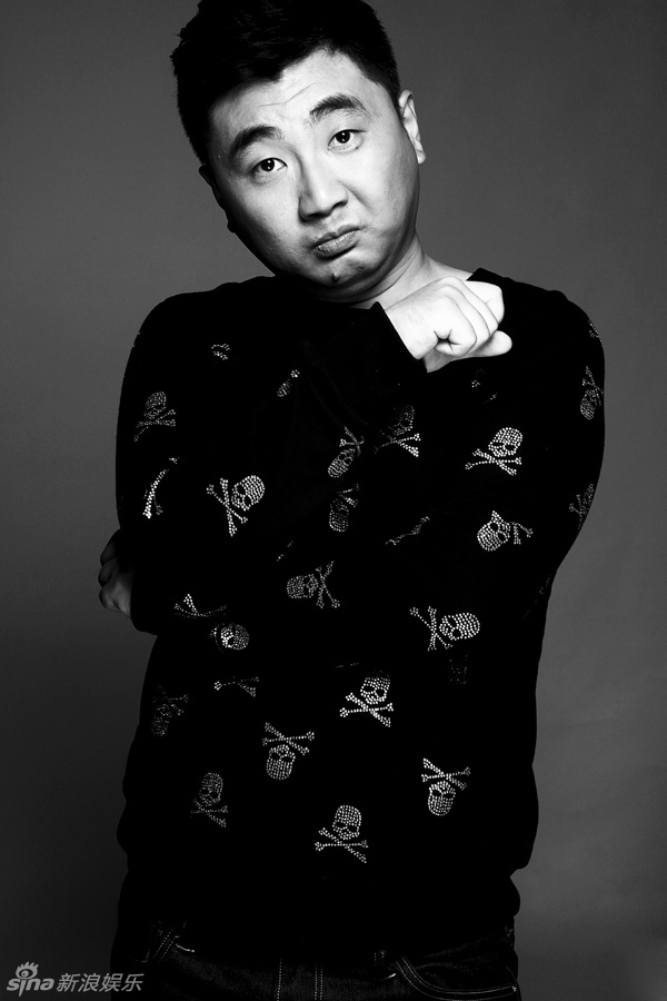 组图:周德华曝光黑白写真 可爱劲十足_高清图集_新浪网