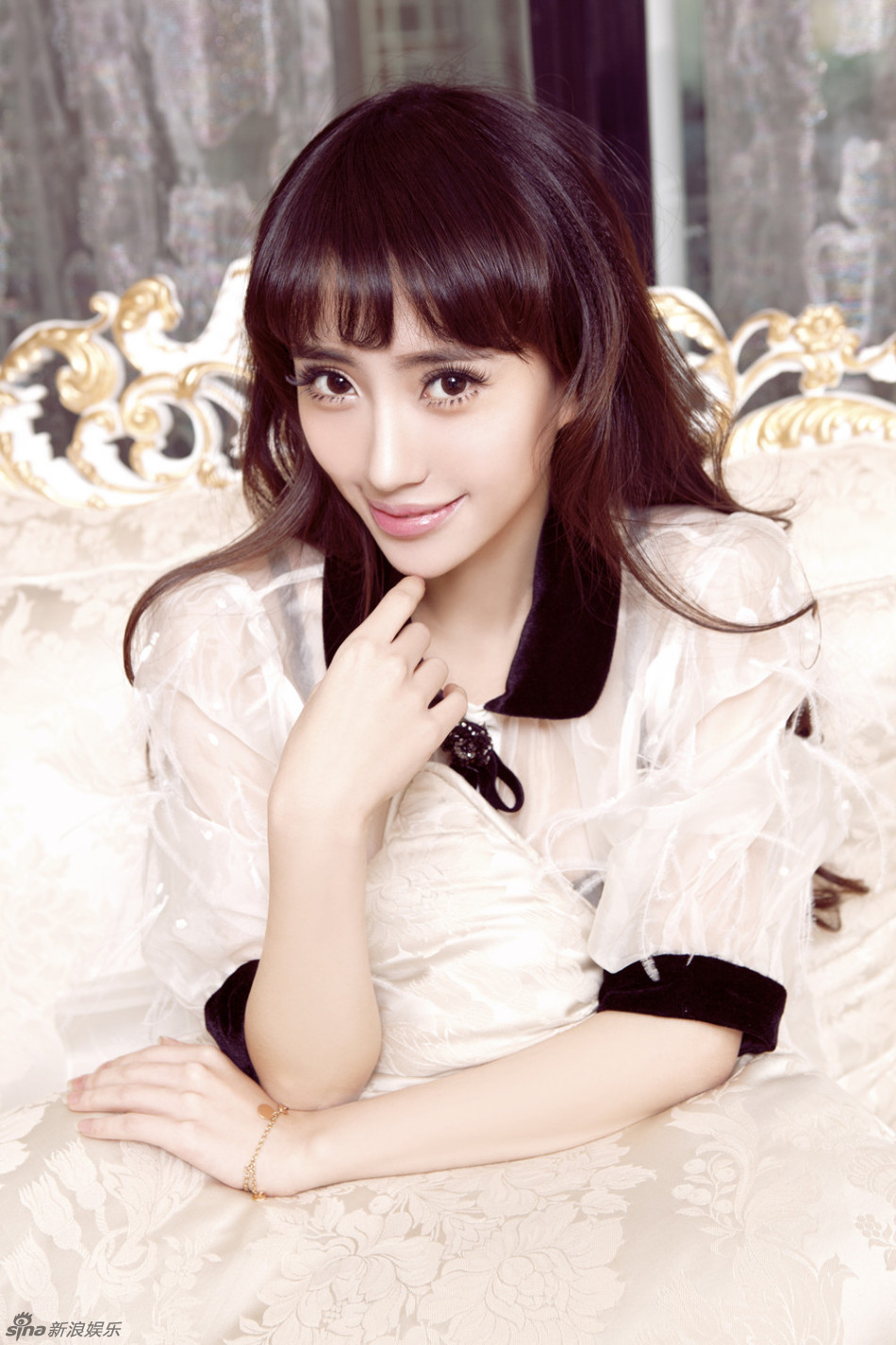 组图:刘萌萌透视装写真演绎娇俏女郎_高清图集_新浪网