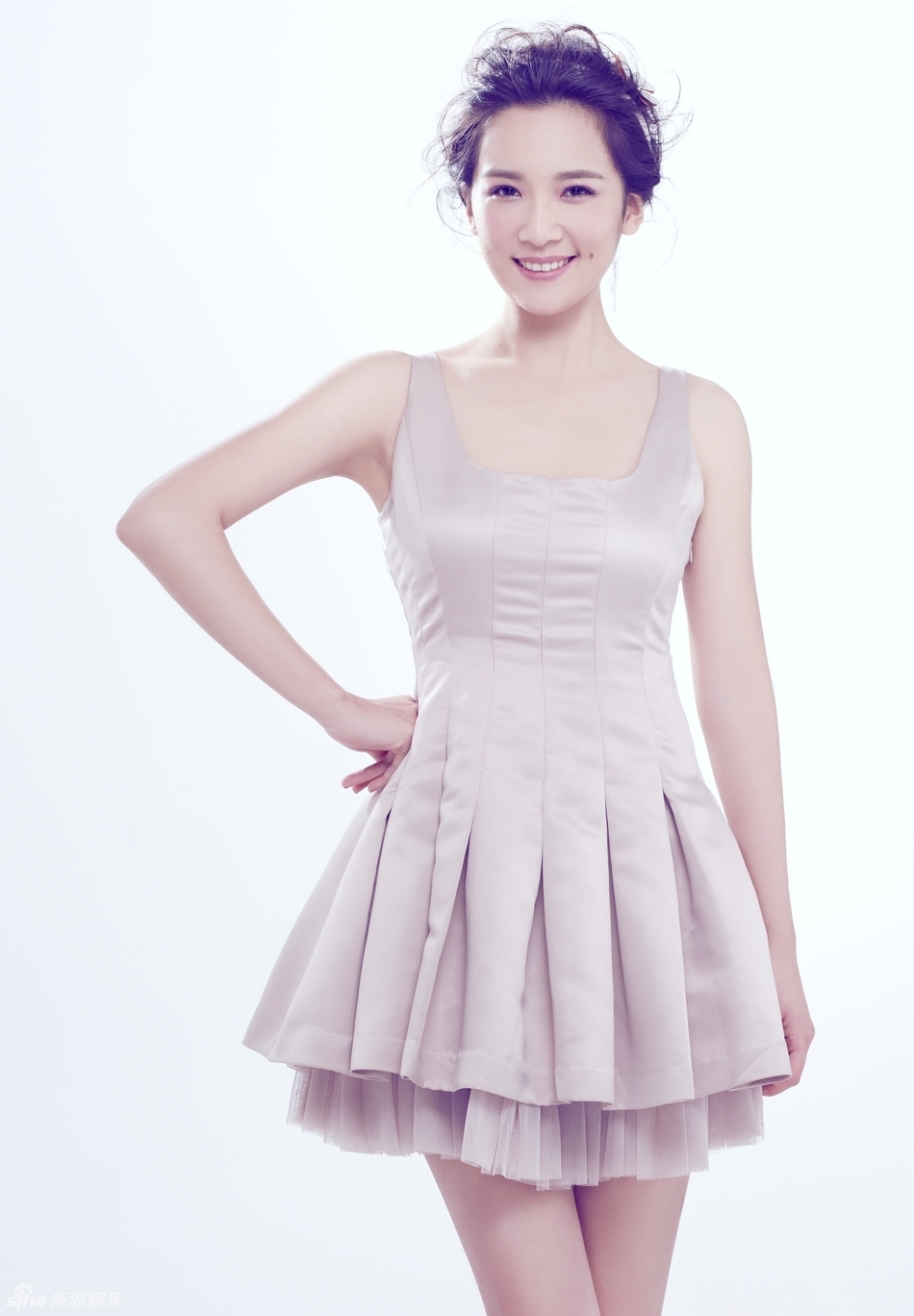 组图:张然写真大片 打造清新纯美风_高清图集_新浪网