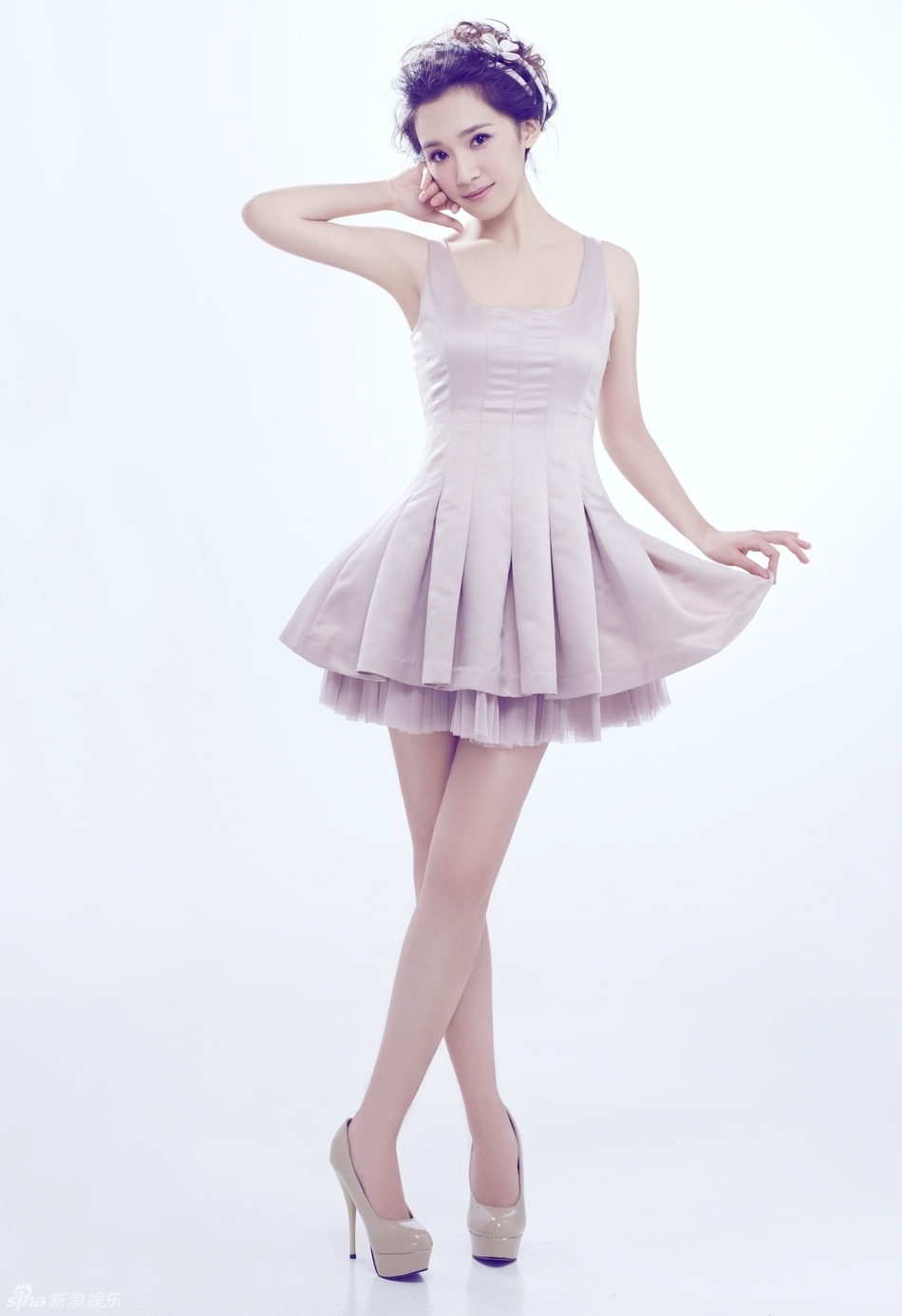 组图:张然写真大片 打造清新纯美风_高清图集_新浪网