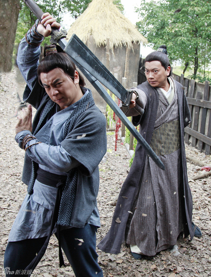 组图:《武林猛虎》地面开播 释小龙真功夫贺岁_高清图集_新浪网