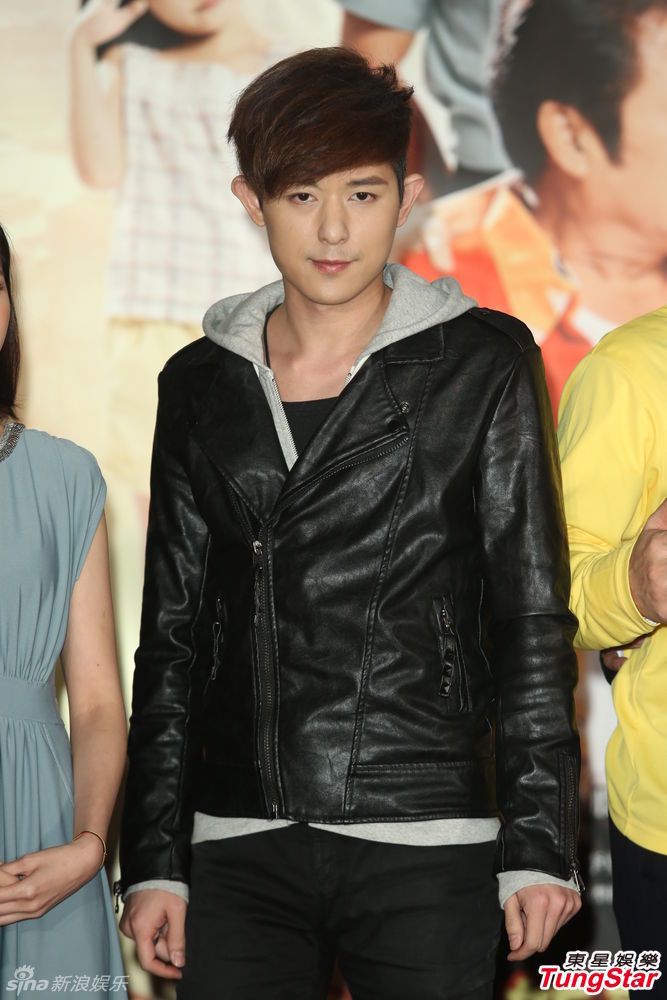 组图:獒犬林晖闵为新片造势 五月天携师弟助阵_高清图集_新浪网