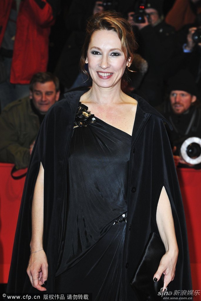 组图:《狂妈上路》首映 冰美人凯瑟琳贵气逼人_高清图集_新浪网