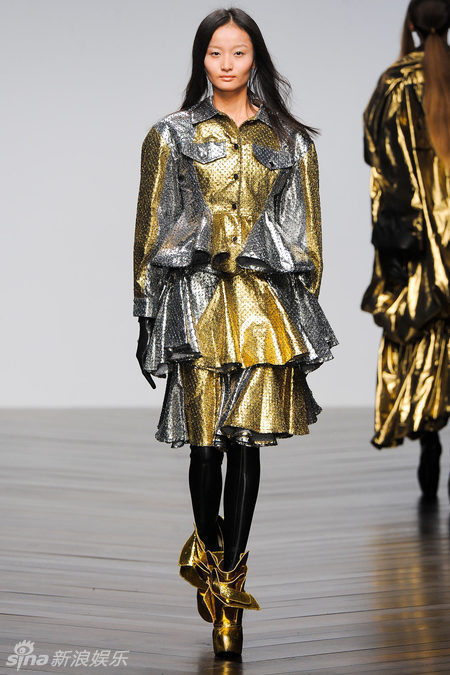 组图:19岁名模刘旭连登伦敦纽约国际时装周_高清图集_新浪网