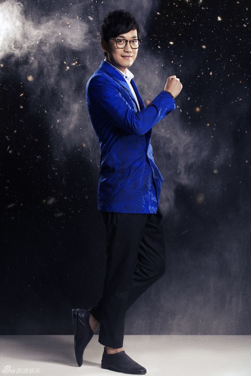 新浪娱乐讯 内地唱作歌手肖飞将于今年4月发行新专辑《重来一遍》,在