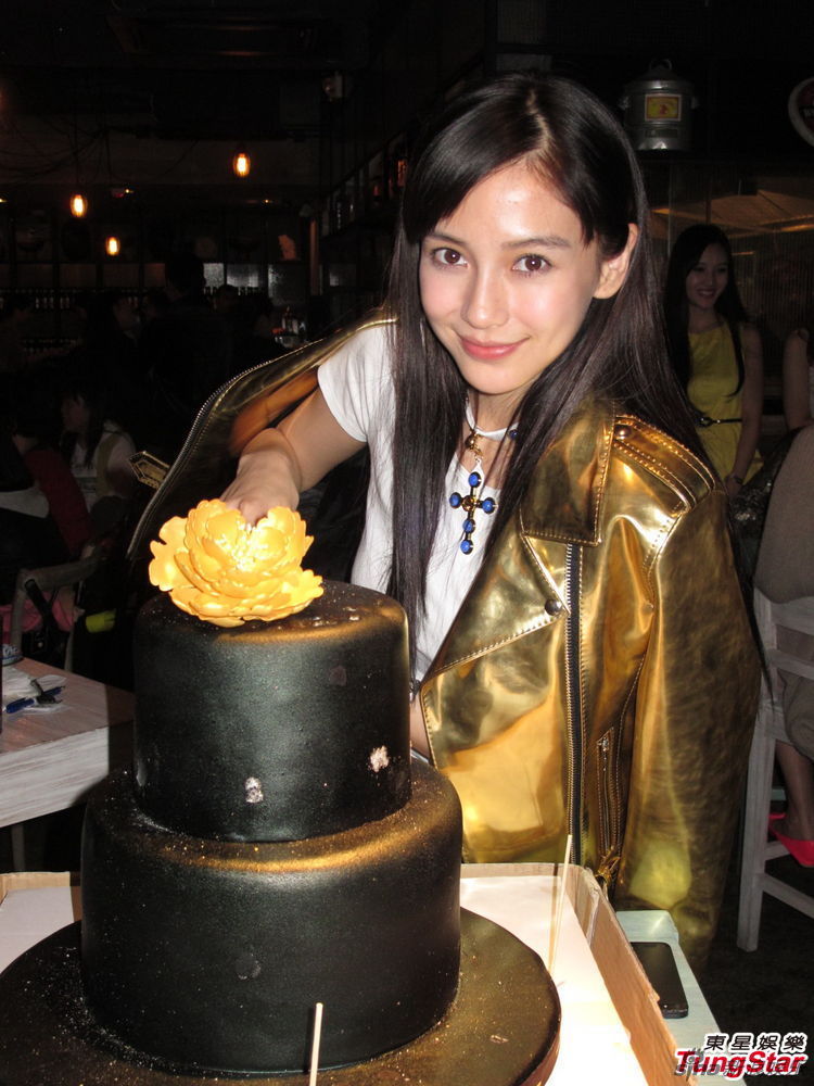 组图:angelababy生日愿男友黄晓明早康复_高清图集_新浪网