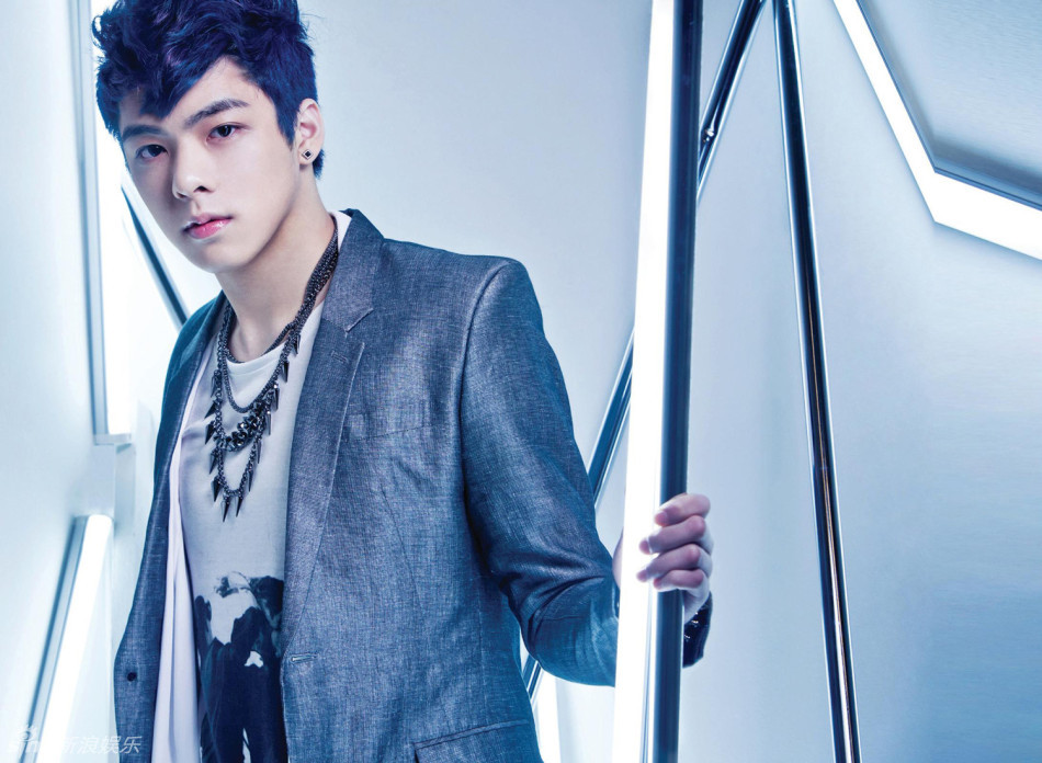 新浪娱乐讯 今日,由中韩联合打造的华人男团m4m将在韩国举行出道show