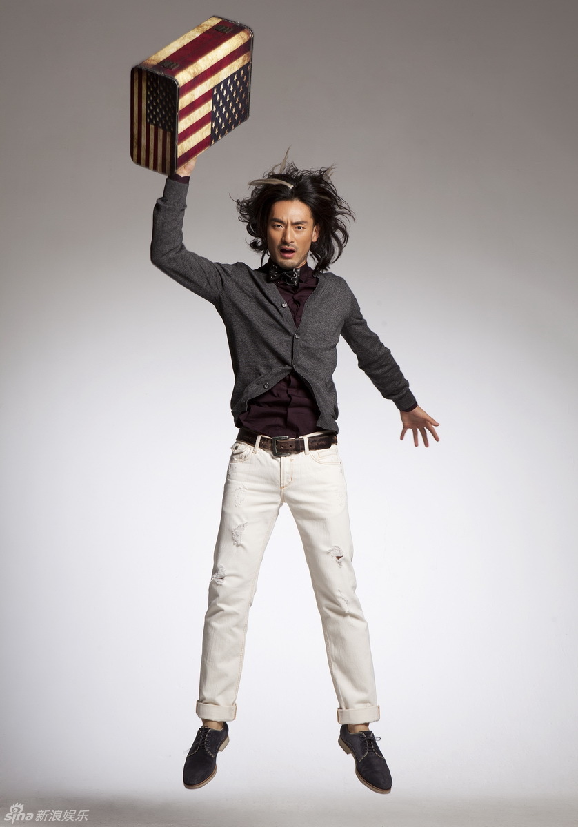 组图:娄淇曝光个性写真 长发帅气显型男本色_高清图集_新浪网